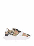 Burberry Regis Low-top Trainers in Beige & White